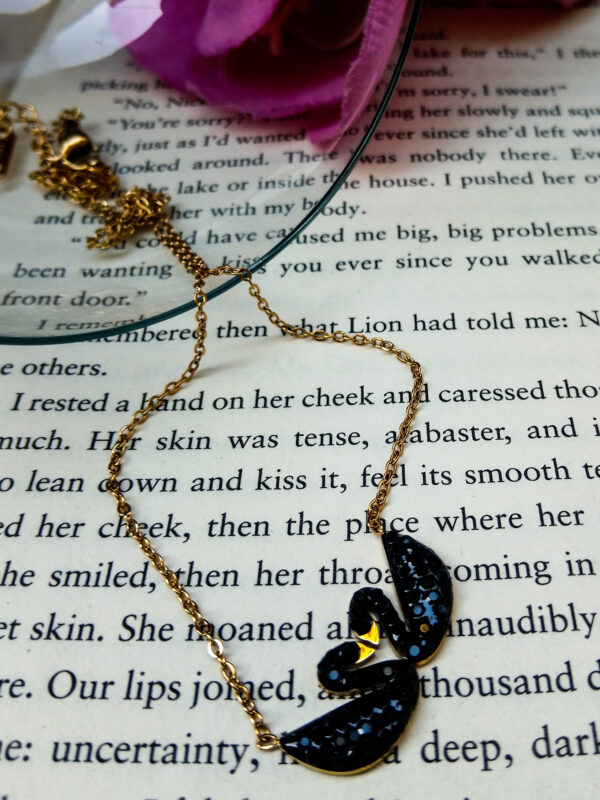 Nocturne Swan Necklace