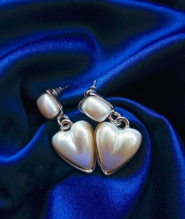 Celeste Pearl Heart Drops
